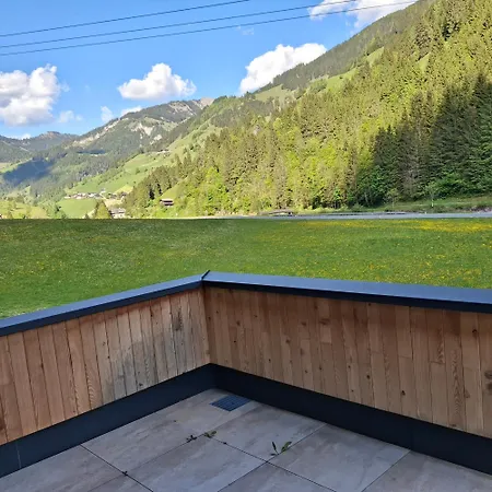 Frauenkogelblick Mit Terrasse 그로살